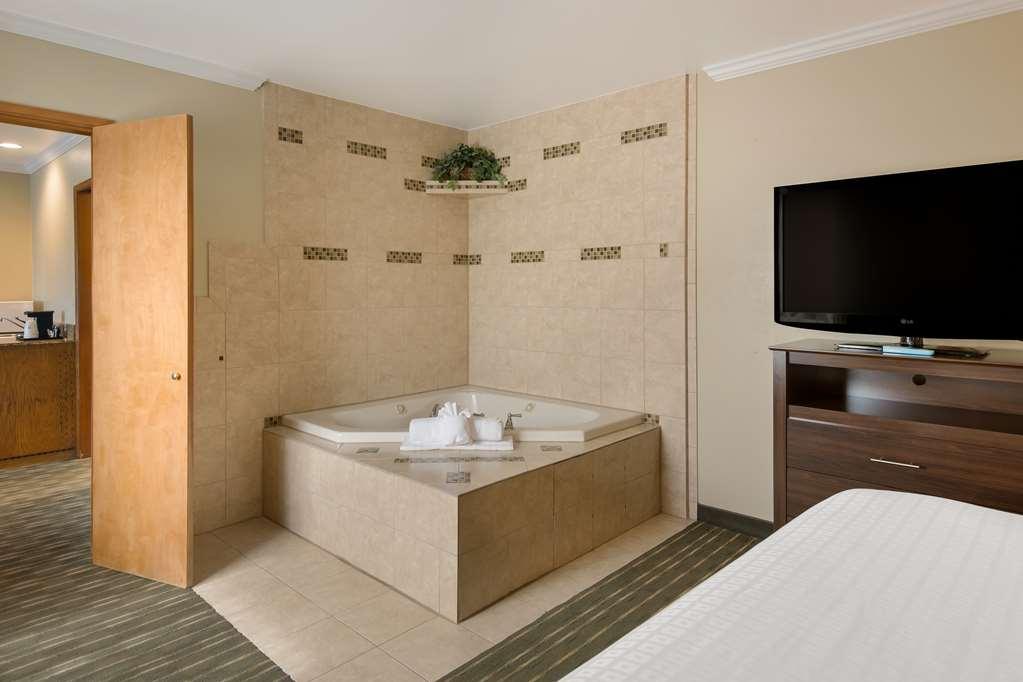 Best Western Holiday Hotel Кус-Бей Номер фото